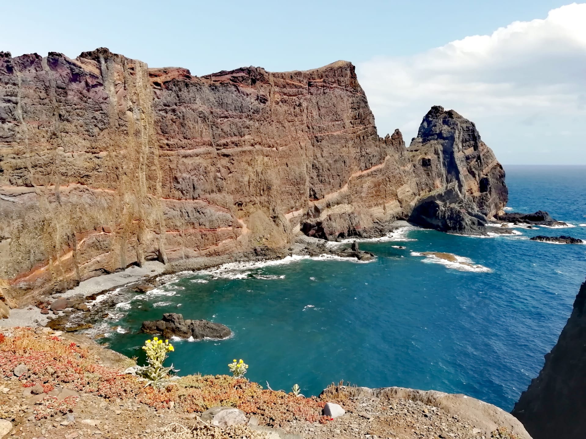 Ecos_Machico